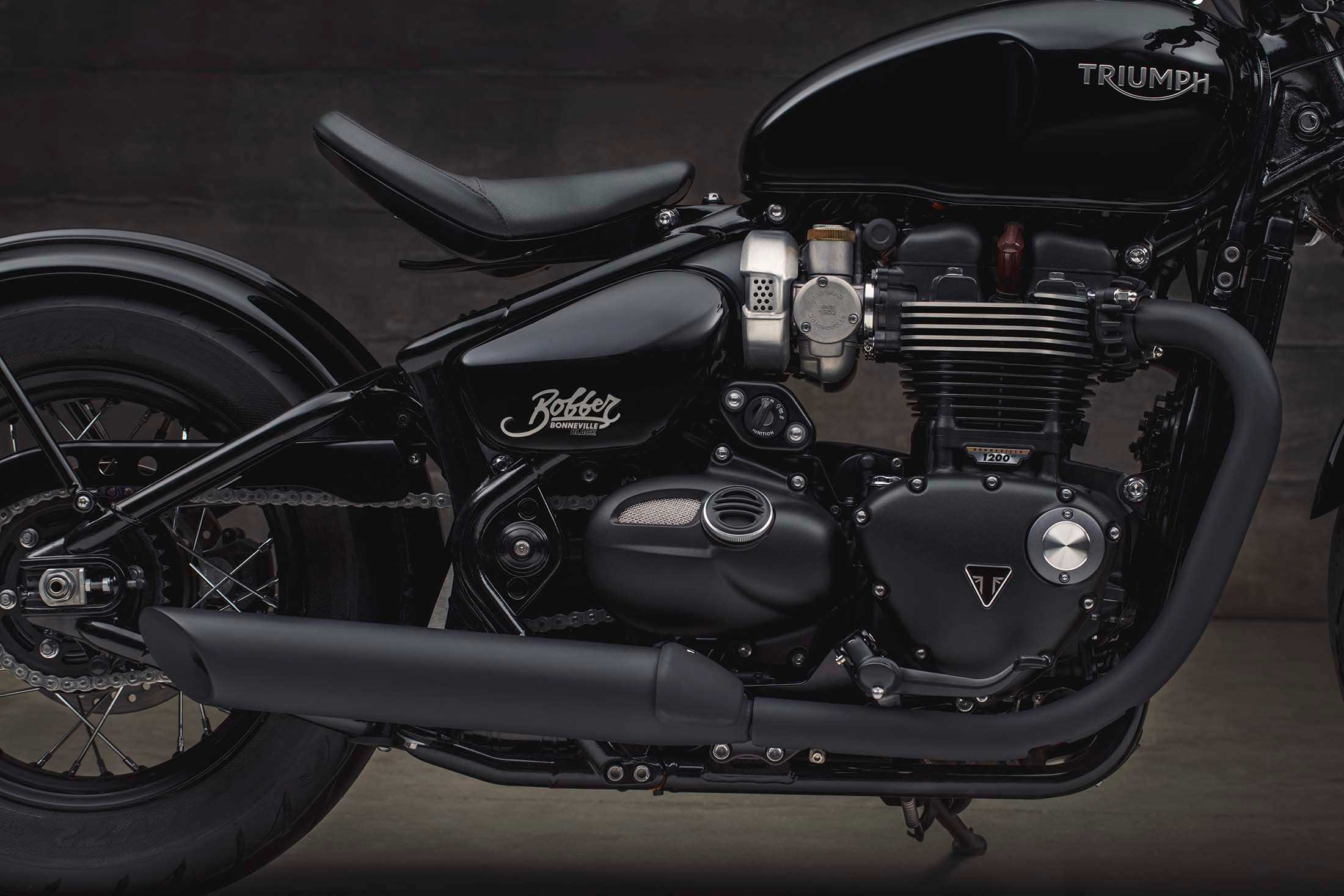 Bonneville Bobber Black | Triumph Motorcycles